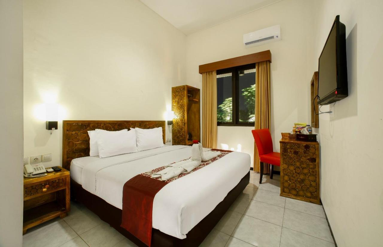 Ciptaningati Hotel Batu  Exterior photo
